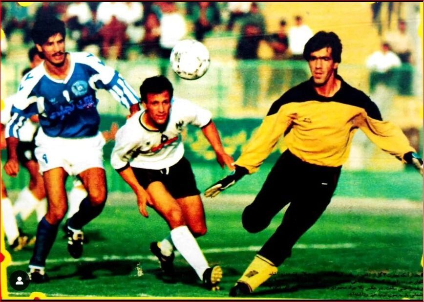 عکس| علی دایی در پیراهنی شبیه به کیت استقلال