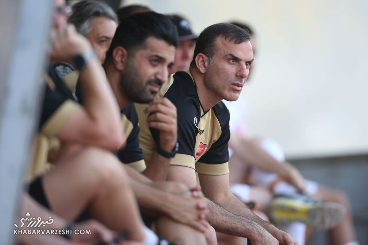 بعد از حمله یحیی نوبت سیدجلال شد/ دفعه بعد دهانت را آب بکش!/ اگر شغل شریفی داشتی کمتر یاوه میسرودی بعد از حمله یحیی نوبت سیدجلال شد/ دفعه بعد دهانت را آب بکش!/ اگر شغل شریفی داشتی کمتر یاوه میسرودی