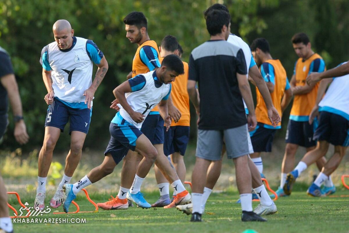 حمایت یک استقلالی از تصمیم کیروش درخصوص خط خوردن محبی و قایدی/ این بازیکن در تیم خودش هم فیکس نیست!