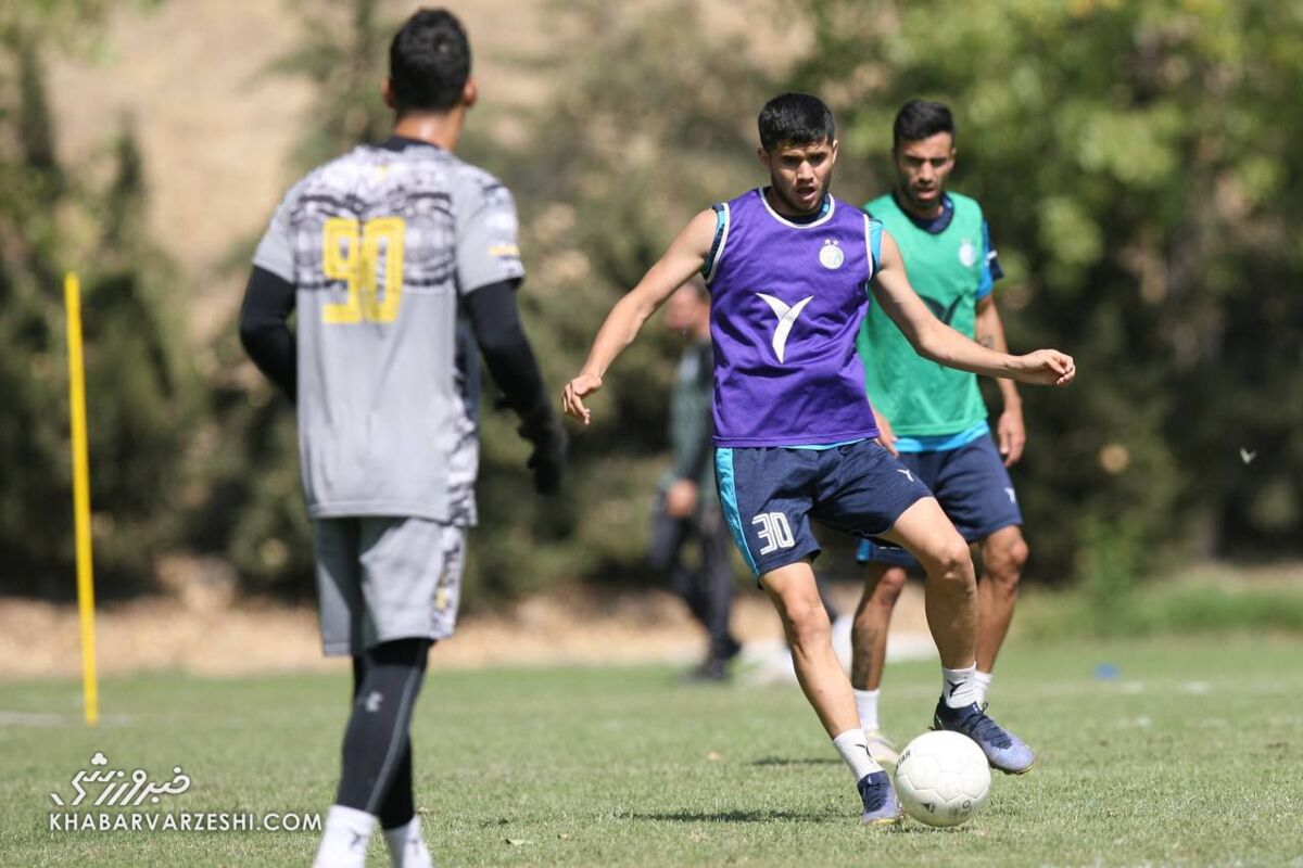 خروج هافبک استقلال از لیست سیاه  خروج هافبک استقلال از لیست سیاه