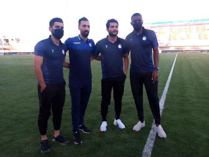 حاشیه بازی گلگهر و استقلال/ اولین حضور بازیکن خبرساز روی نیمکت ساپینتو / مهاجم سابق به جمع آبیها اضافه شد!