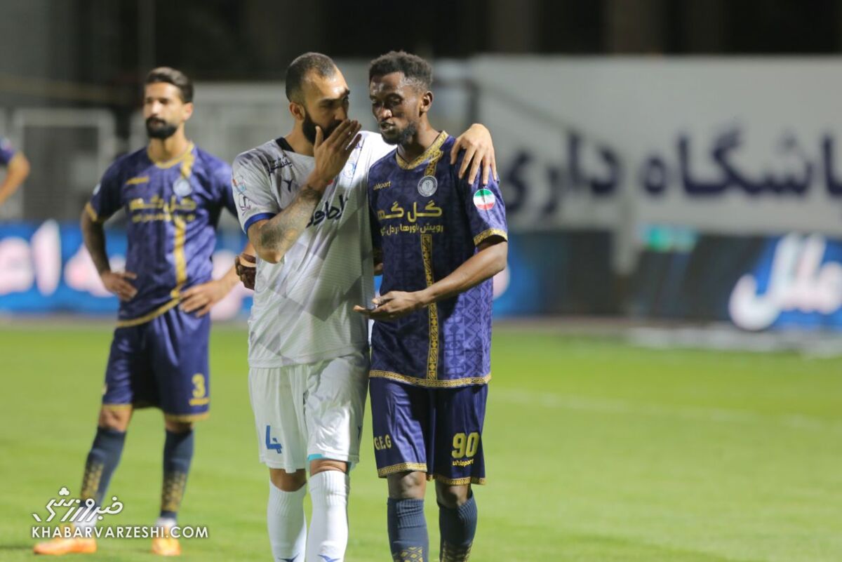 راز صدرنشینی تیم لیگ برتری فاش شد؛ مبارزه سخت با پرسپولیس و استقلال/ این تیم عاشق آتش بازی در خط حمله است