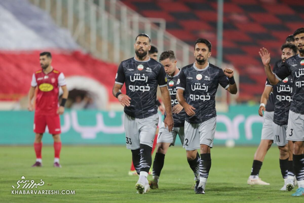 در ساعات باقی مانده نقل و انتقالات/ یک پرسپولیسی جدید به ریکاردو ساپینتو پیشنهاد شد!  در ساعات باقی مانده نقل و انتقالات/ یک پرسپولیسی جدید به ریکاردو ساپینتو پیشنهاد شد!