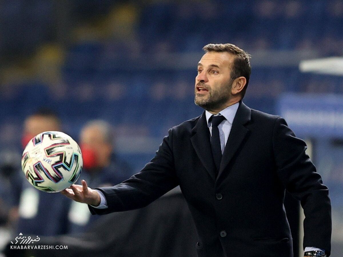 عکس| آغاز تحرکات شیرها برای جذب مهاجم گلزن پورتو/ این مربی دست از سر ستاره فوتبال ایران بر نمی دارد!