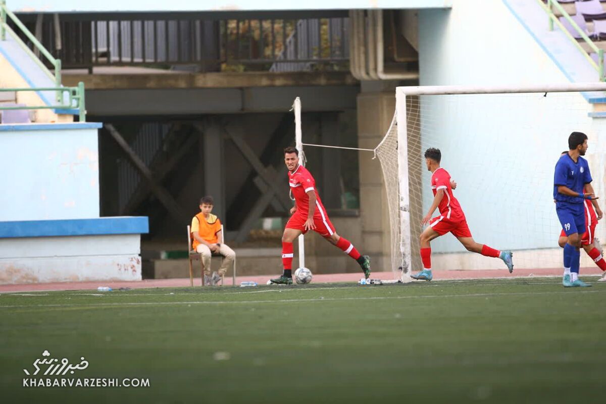 هتتریک پرسپولیسیها مقابل استقلال/ قرمزها برنده دربی حیثیتی با آبیها  هتتریک پرسپولیسیها مقابل استقلال/ قرمزها برنده دربی حیثیتی با آبیها