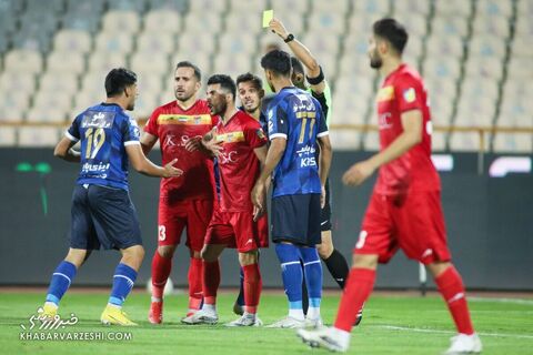 صحنه مشکوک پنالی روی رضا میرزایی؛ استقلال - فولاد