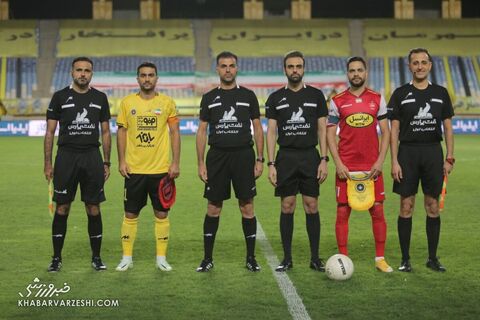 محمد کریمی، کمال کامیابینیا و امیر عرببراقی (داور)؛ سپاهان - پرسپولیس