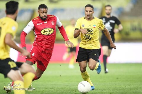 یورگن لوکادیا و مسعود ریگی؛ سپاهان - پرسپولیس