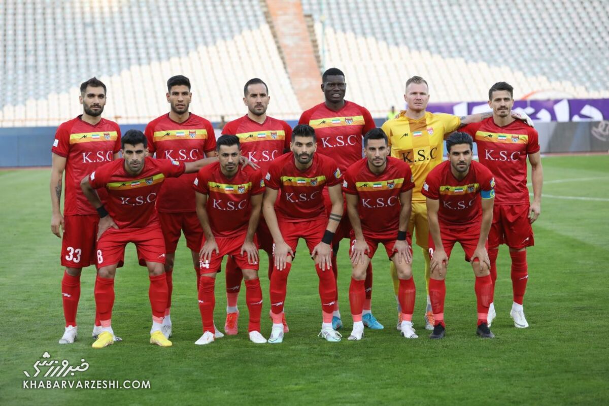 ببینید| استقلال ۱ - فولاد ۱/ آبیها در شب جنجالی ۲ امتیاز دادند و به صدر رفتند