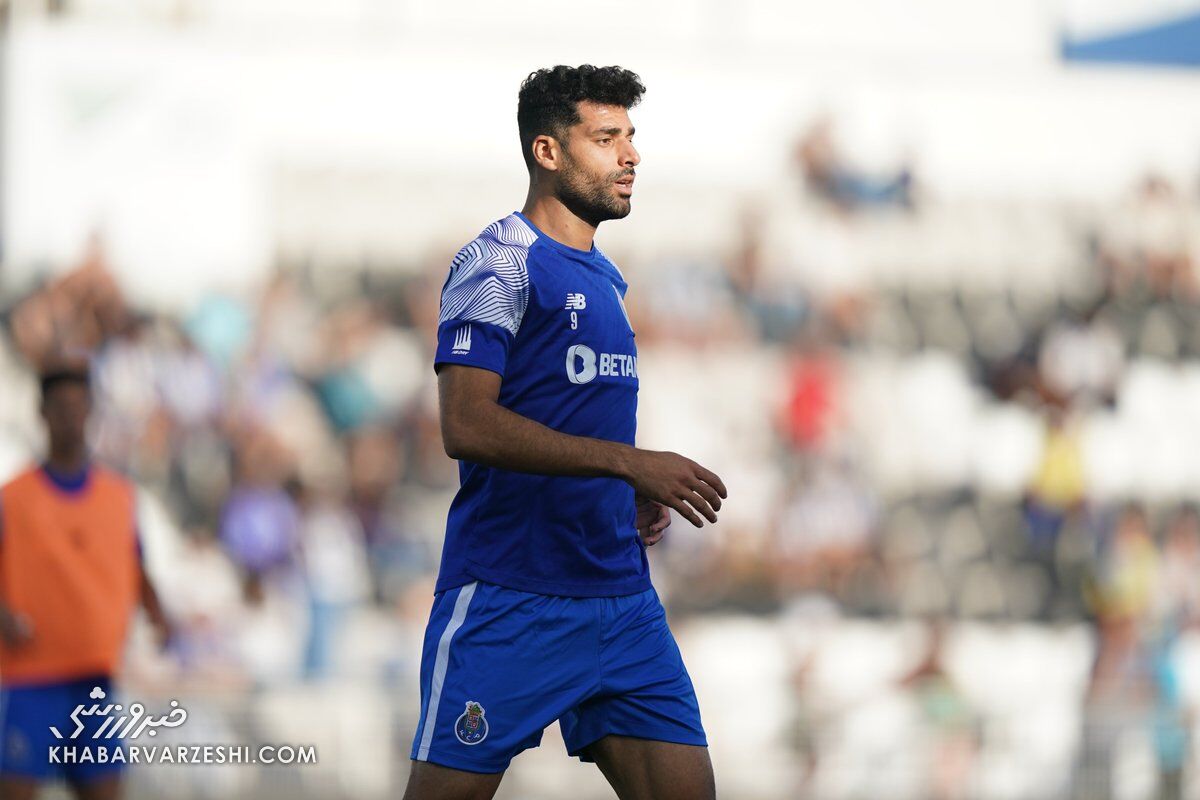 تصمیم عجیب و باورنکردنی سرمربی پورتو در مورد مهدی طارمی/ تعطیلات زمستانی جنجالی در انتظار ستاره فوتبال ایران تصمیم عجیب و باورنکردنی سرمربی پورتو در مورد مهدی طارمی/ تعطیلات زمستانی جنجالی در انتظار ستاره فوتبال ایران