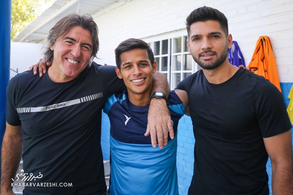 عکس| استقبال گرم ساپینتو از چند استقلالی/ ملی پوشان تماشاگر شدند