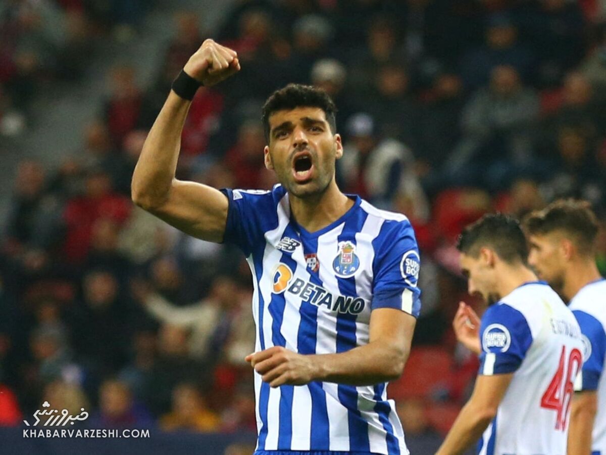 عکس| هوادار پورتو مهدی طارمی را قسم داد/ درخواست ویژه از ستاره ایرانی به زبان فارسی عکس| هوادار پورتو مهدی طارمی را قسم داد/ درخواست ویژه از ستاره ایرانی به زبان فارسی