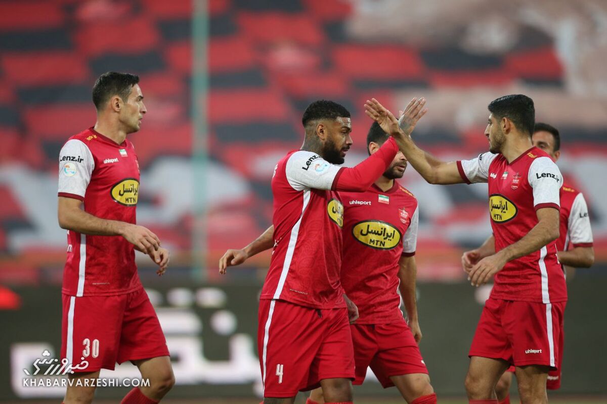 خط هافبک پرسپولیس هم نقطه قوت این تیم است و هم ضعف!/ نباید احسان پهلوان را به راحتی از دست می دادند