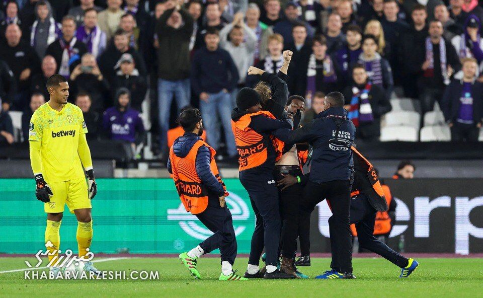 تصاویری زشت از درگیری پلیس با مردم/ فشفشههایی که آشوب ایجاد کردند