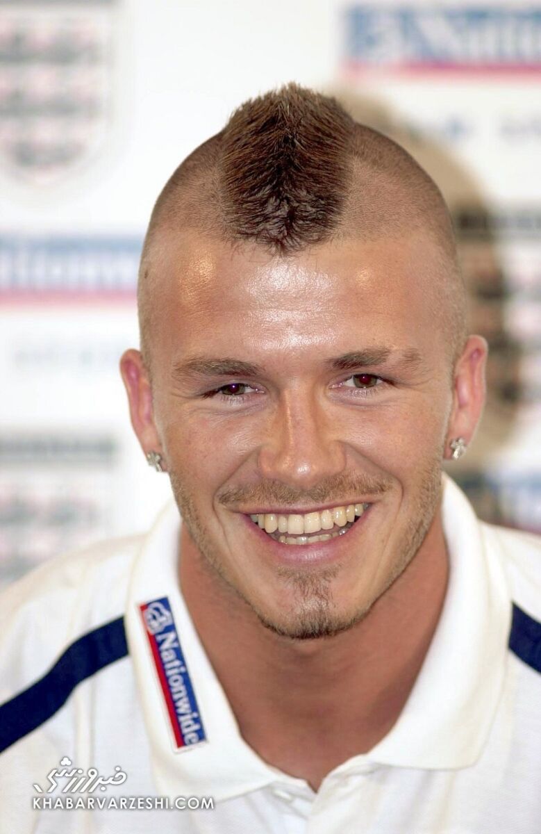 تصاویری از اقدام جالب پسر بکام/ مسیر بزرگ شدن در دنیای فوتبال از این آرایشگاه میگذرد!