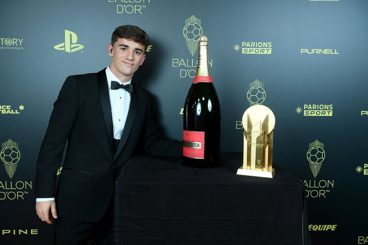 برای اولین بار در تاریخ توپ طلا؛ یامال شگفتیساز شد/ جایزه کوپا در تسخیر پدیدههای بارسلونا +عکس