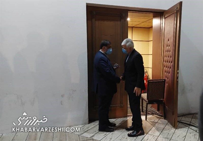 تفاوت داستان عجیب آجورلو و درویش/ مدیرعامل پرسپولیس فعلا از وزیر ورزش رأی اعتماد گرفت