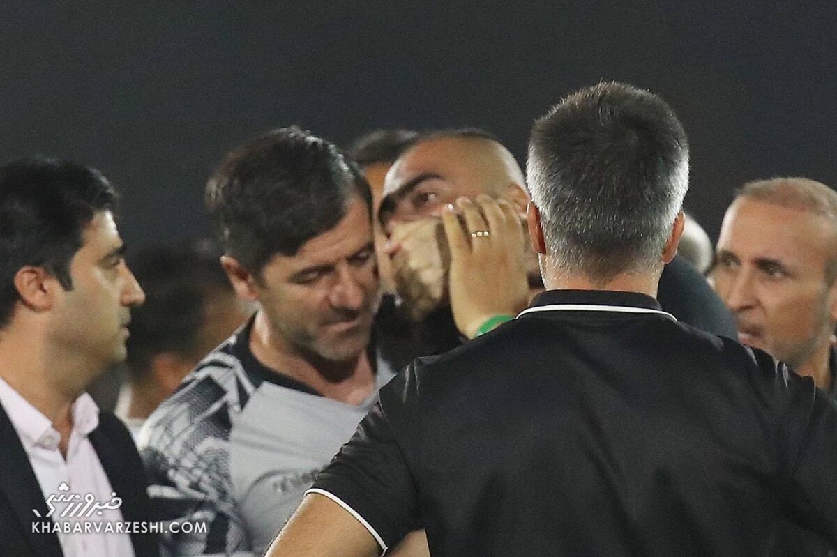 عکس| حرکت خشن کریم باقری روی صورت سرمربی ملوان/ مازیار زارع هم ارشاد شد