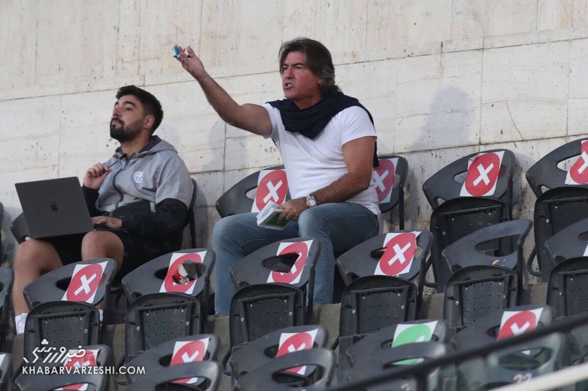 ماجرای اخراج جنجالی در بازی استقلال - آلومینیوم/ توقفهای ناشی از مصدومیتها روی اعصاب ساپینتو! ماجرای اخراج جنجالی در بازی استقلال - آلومینیوم/ توقفهای ناشی از مصدومیتها روی اعصاب ساپینتو!