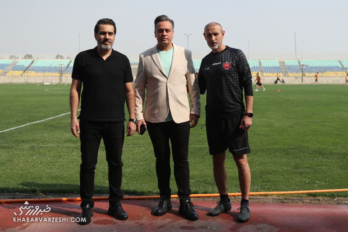 عکس| تبریک ویژه یحیی گل‌محمدی به بازیکن خوشتیپ پرسپولیس
