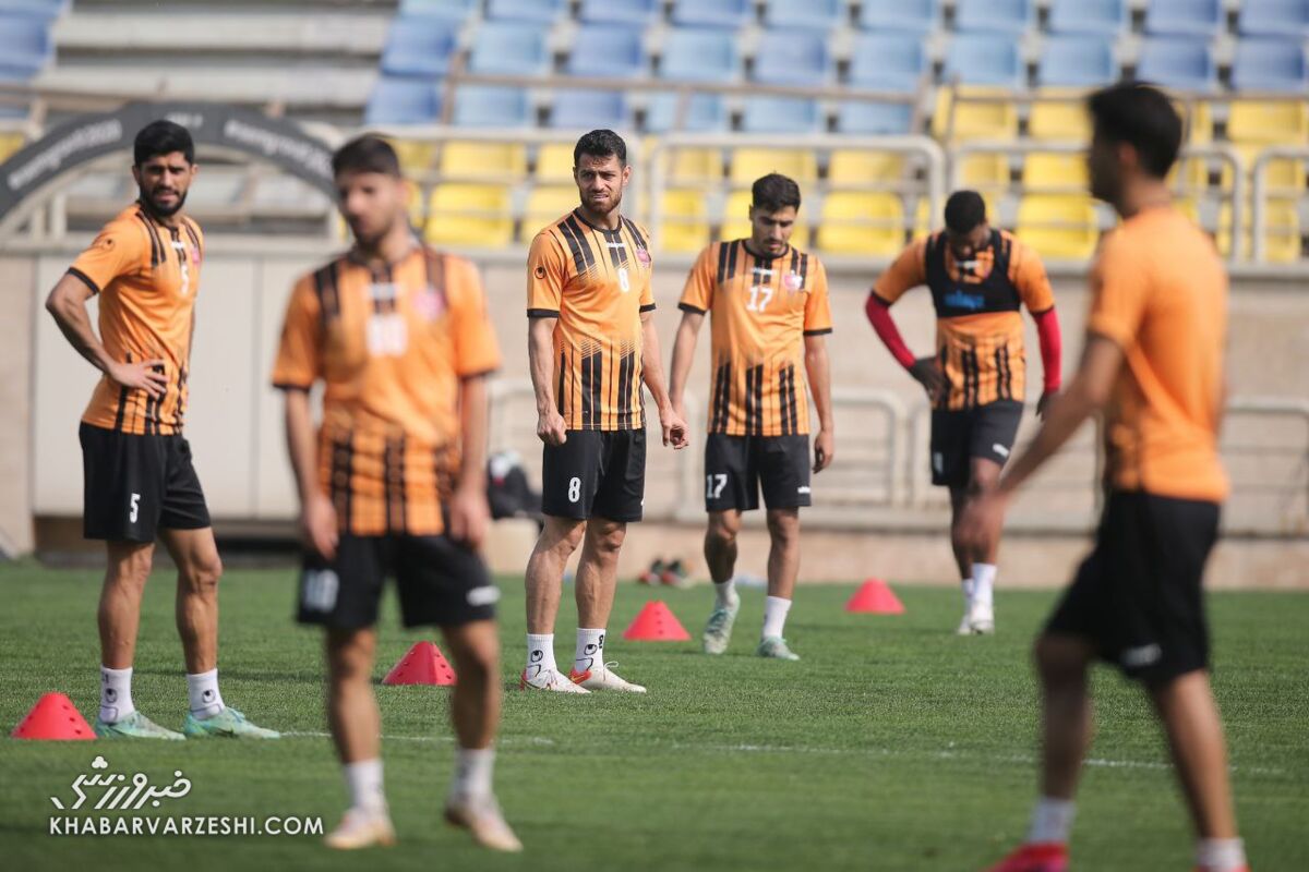 آژیر قرمز در باشگاه پرسپولیس/ احتمال انفجار بمب ساعتی قوت گرفت