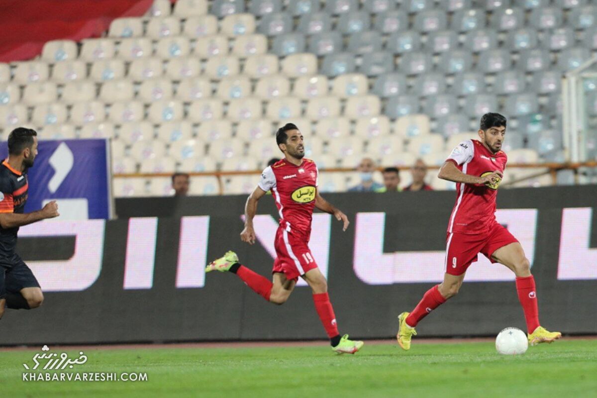 آنفولانزای افغانی جام جهانی را از من گرفت/ ملی پوشان ما به جای مربی، آقا بالاسر می خواستند/ بعضی ها زیرآب سرمربی تیم ملی را زدند!