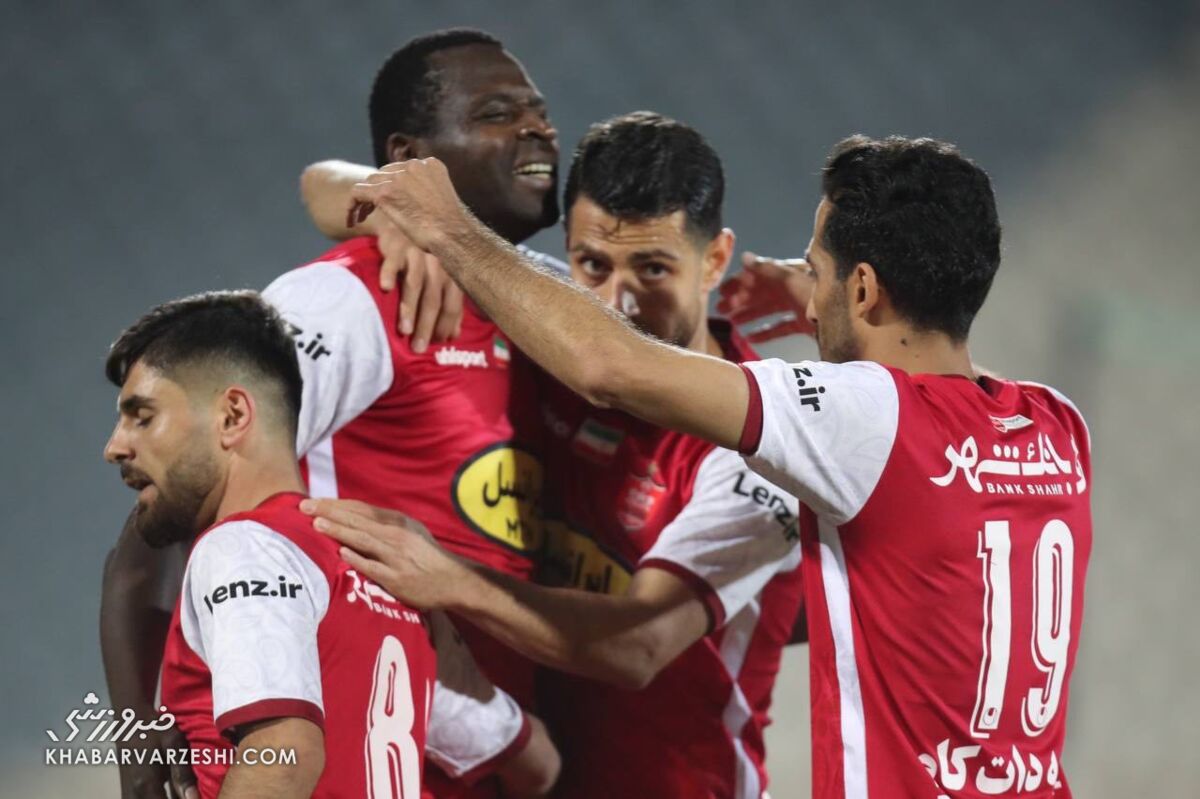 داستان من و پرسپولیس به پایان رسید/ از پرسپولیسی ها چیزی جز محبت ندیدم/ قهرمانی شیرین ترین خاطره من از پرسپولیس بود/ دوست داشتم بیشتر کمک کنم اما......