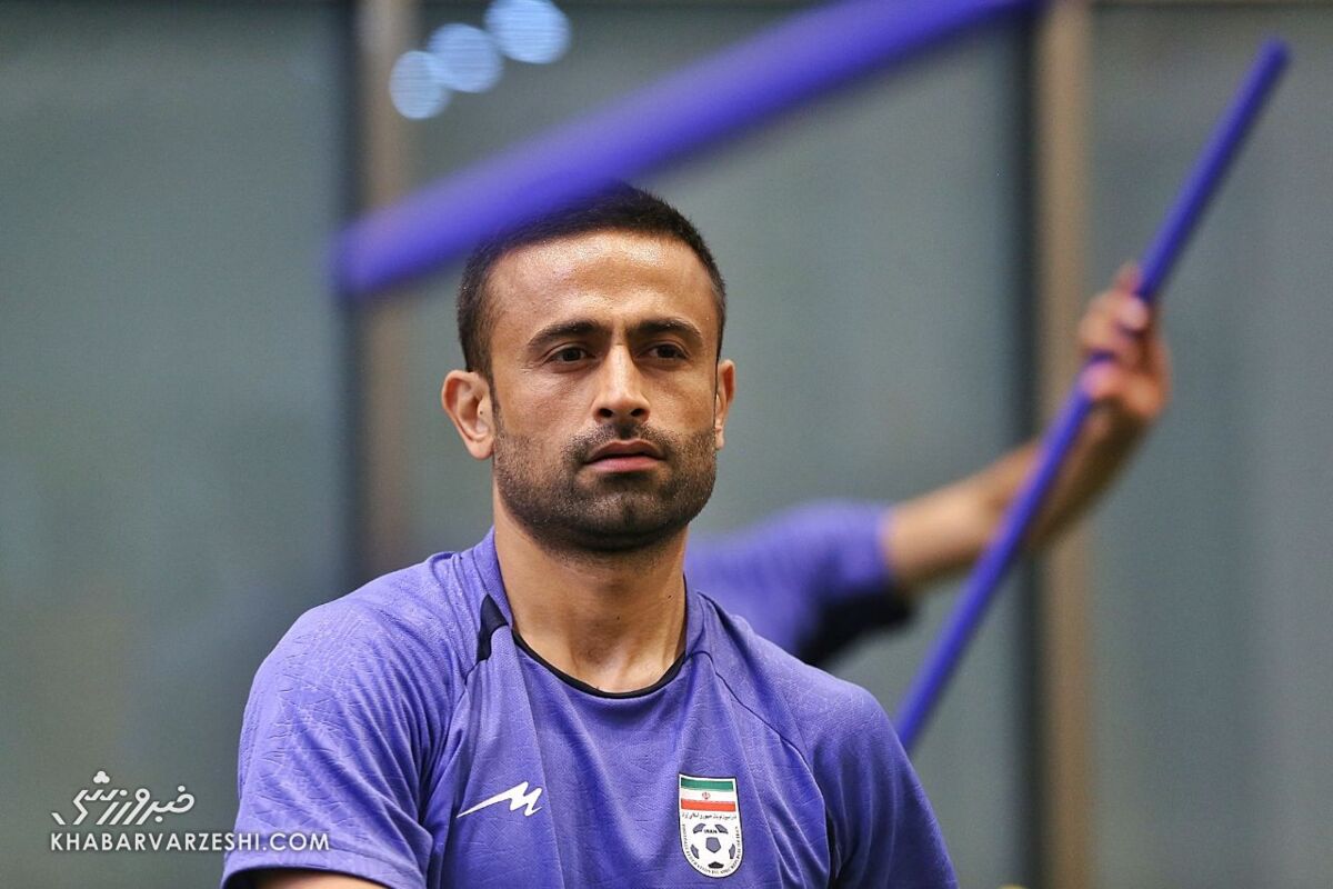 ما مثل پرسپولیس از الان به فکر جشن قهرمانی نیستیم/ فشار روی سرمربی استقلال بیانصافی بود ما مثل پرسپولیس از الان به فکر جشن قهرمانی نیستیم/ فشار روی سرمربی استقلال بیانصافی بود