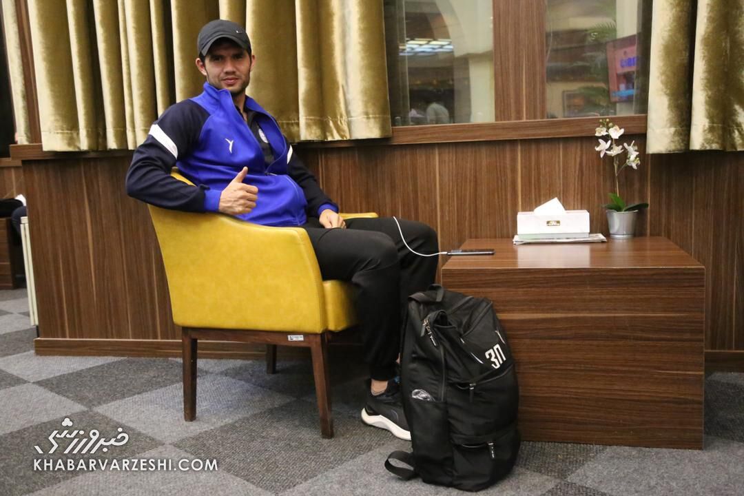 عکس| ستاره محبوب مجیدی رسماً همسایه فرهاد شد/ رونمایی از تیم جدید هافبک ملیپوش عکس| ستاره محبوب مجیدی رسماً همسایه فرهاد شد/ رونمایی از تیم جدید هافبک ملیپوش