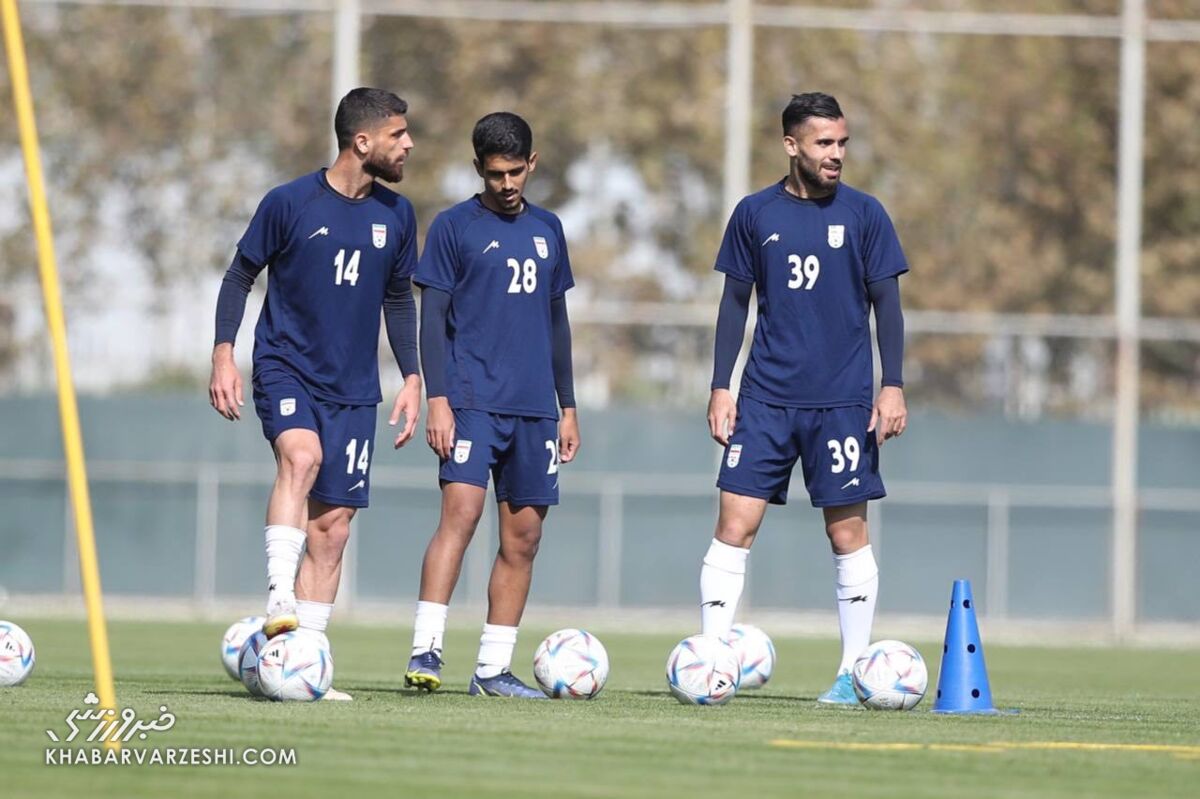 ستاره پرسپولیس از تیم ملی خط خورد؟/ غیبت مشکوک ۴ بازیکن در تمرین تیم ملی  ستاره پرسپولیس از تیم ملی خط خورد؟/ غیبت مشکوک ۴ بازیکن در تمرین تیم ملی
