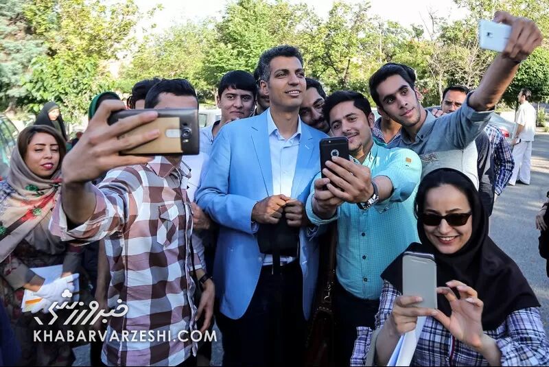 خبرورزشیگردی| فردوسیپور: خوب است من هم بگویم مدیر باشگاه پرسپولیس سه نفر را کشته است؟!/ بعضی از حرفها خندهدار است خبرورزشیگردی| فردوسیپور: خوب است من هم بگویم مدیر باشگاه پرسپولیس سه نفر را کشته است؟!/ بعضی از حرفها خندهدار است