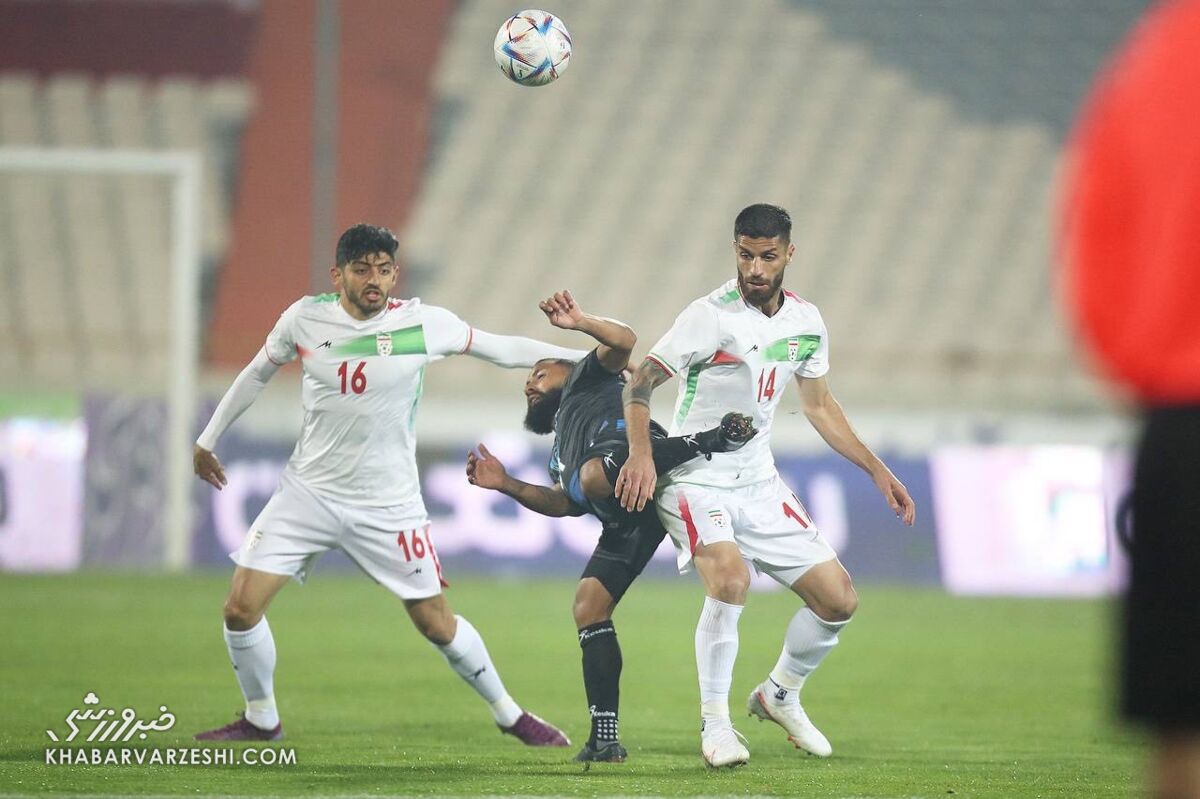 استقلال بازیساز داشت لوکادیا آقای گل نبود/ محبی دو سروگردن از ترابی بهتر است/ فقط کیروش می داند این بازی به چه دردی میخورد؟