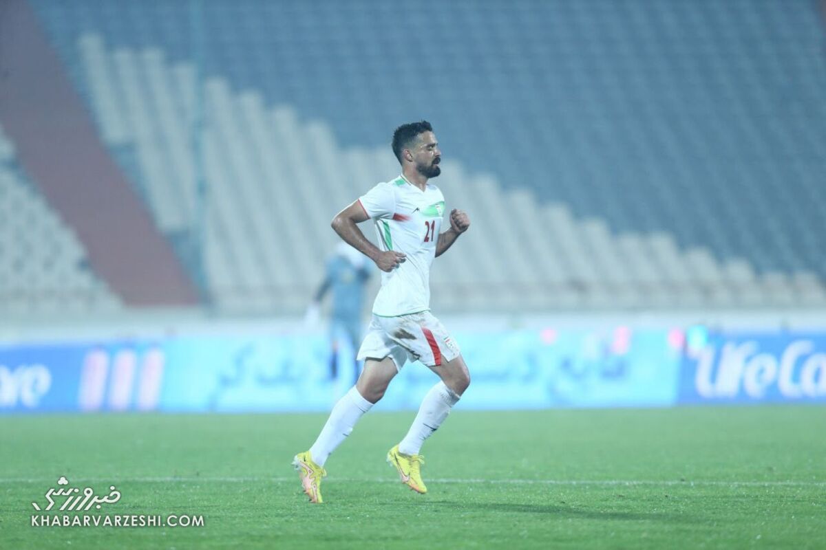 گران ترین بازیکنان حال حاضر فوتبال ایران مشخص شدند/ ۳ دروازه بان ایرانی در صدر؛ ۲ خارجی سرخابی هم به لیست اضافه شدند