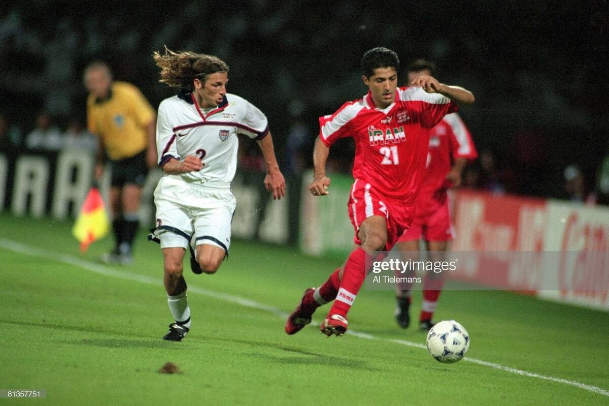 با دایی مشکلی نداشتم ولی دوست داشتم علی کریمی برنده شود/ اگر کرونا بگیرم،حتما می میرم/ جوری عکس بگیرید که به درد حجله و اعلامیه بخورد