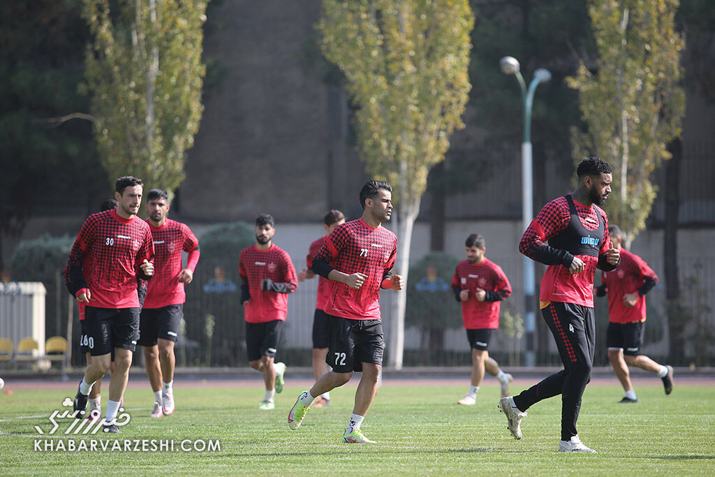 کنایه به یحیی؛ بیرانوند باید هافبک دفاعی باشد!