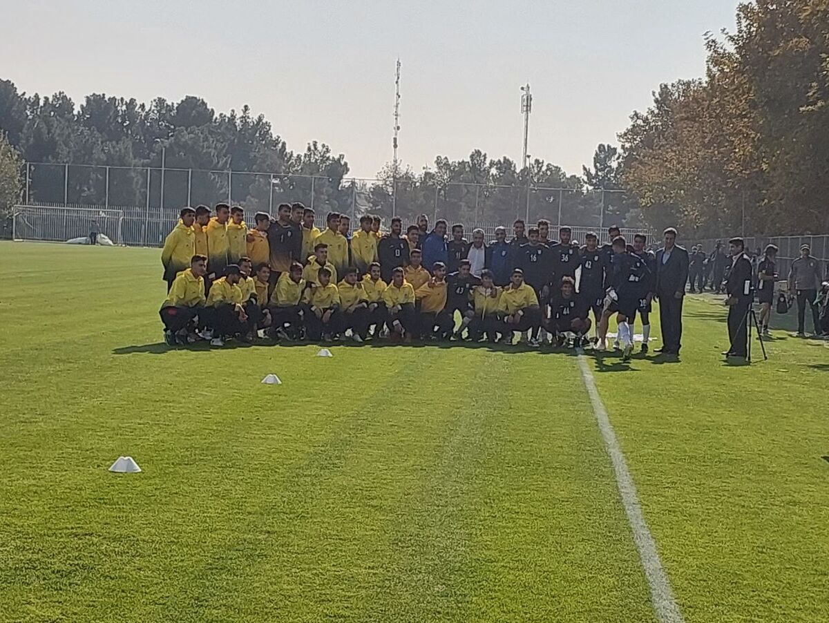 عکس| یک مهمان ویژه در آخرین تمرین تیم ملی/ کیروش دوباره فریاد کشید