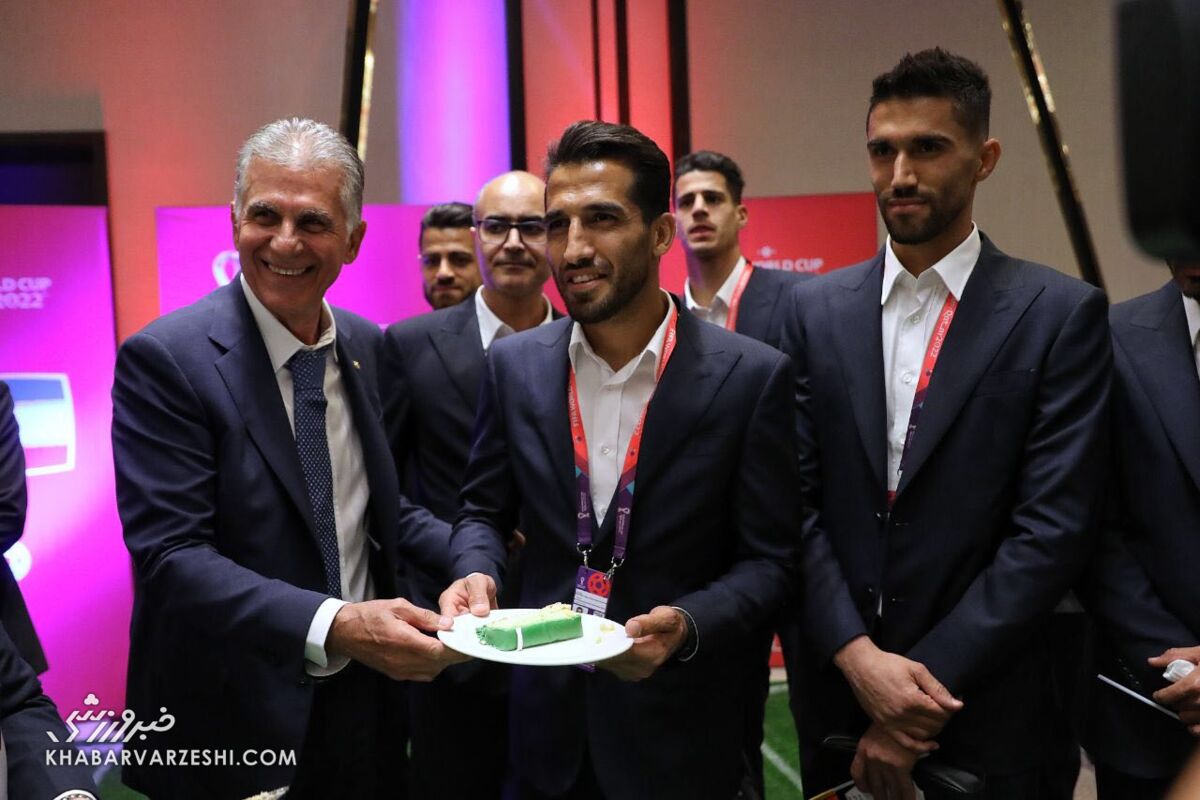 پشت پرده اتفاقی که هیچکس فکرش را نمیکرد/ ستاره پرسپولیس چه زمانی از چشم کیروش افتاد؟ وحید امیری - کارلوس کیروش