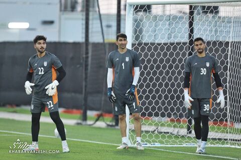 علیرضا بیرانوند، سیدحسین حسینی و امیر عابدزاده؛ تمرین تیم ملی ایران در قطر (24 آبان 1401)