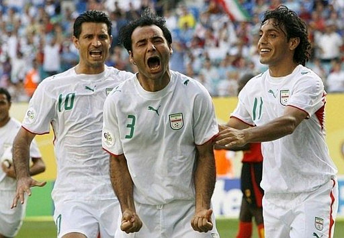 - گلزن ایران در جام جهانی سرمربی صنعت نفت شد