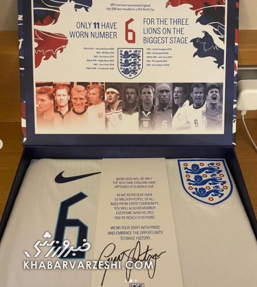 عکس| یادگاری خاص شاهزاده برای ستارههای انگلیس در جامجهانی ۲۰۲۲