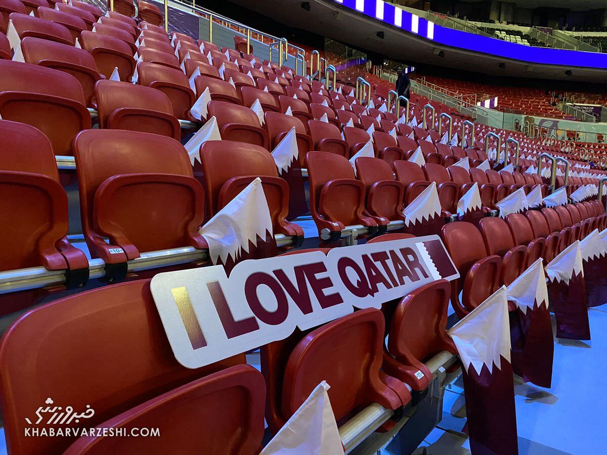 عکس| بنر جالب دو هوادار در حمایت از قطر ۲۰۲۲
