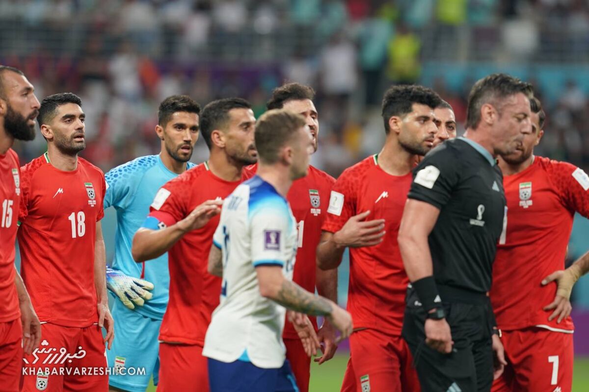 کارشناسی داوری دیدار ایران و انگلیس/ ۶ تعویض ایران قانونی بود؟/ گل انگلیس و پنالتی ایران درست بود؟ کارشناسی داوری دیدار ایران و انگلیس/ ۶ تعویض ایران قانونی بود؟/ گل انگلیس و پنالتی ایران درست بود؟