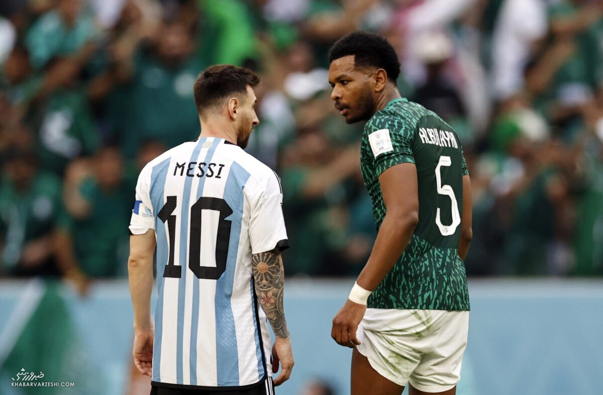 اقدام شرمآور ستاره عربستانی مقابل هواداران/ جنجال جدید بازیکنی که مسی را تهدید کرده بود!