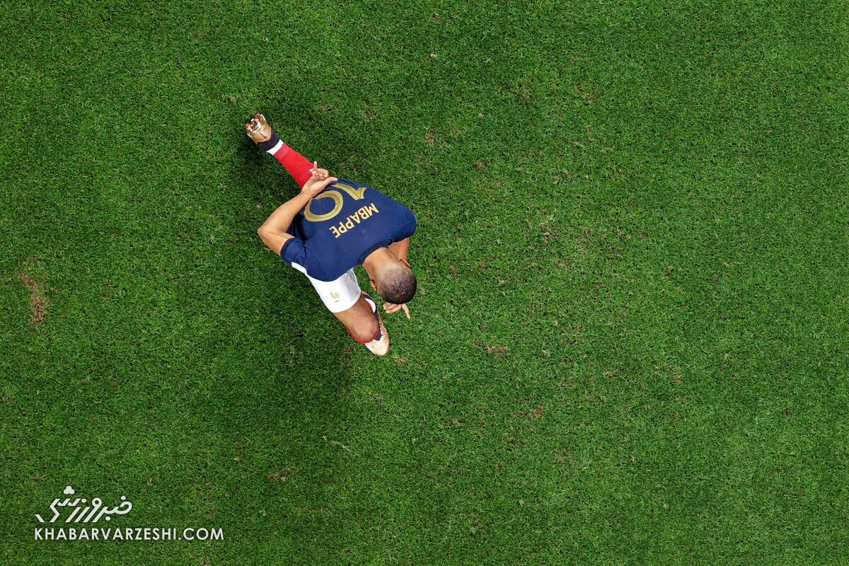 امباپه از به حقیقت پیوستن یک رویا میگوید؛ ما رویاپردازان دیوانهایم/ از آرزوی بلند کردن جام پلاستیکی ۱٫۷۵ پوندی تا بغل کردن جام ۲۰ میلیون پوندی!