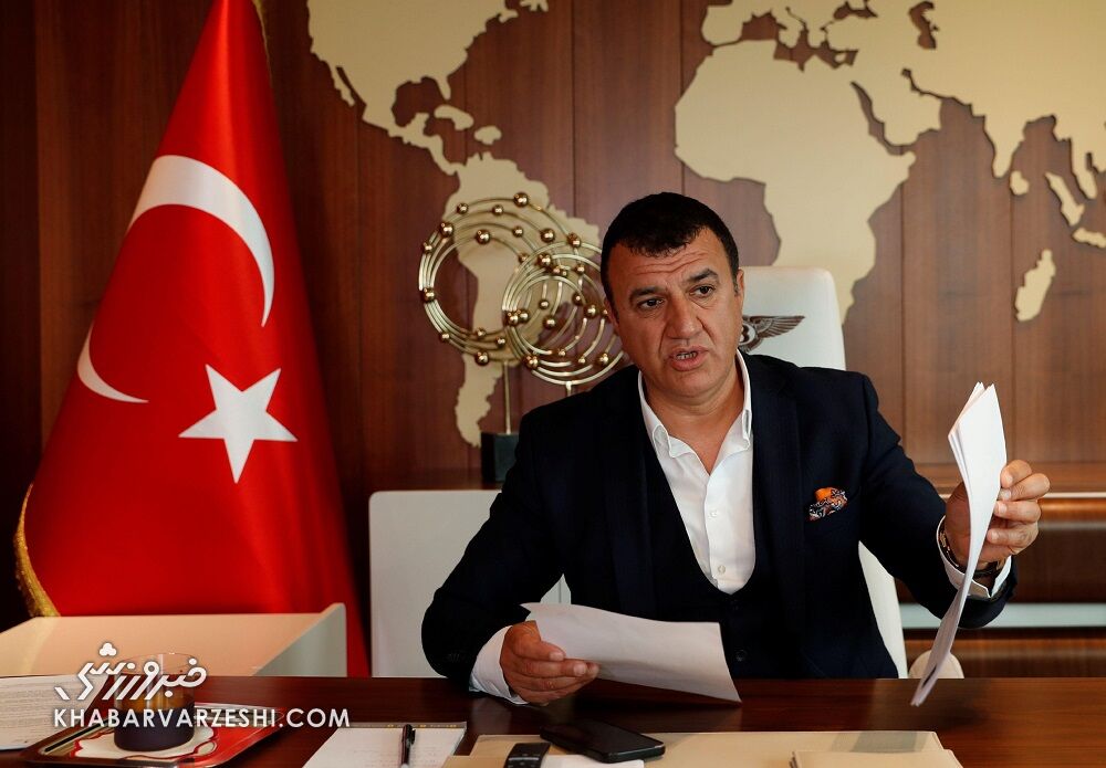 خریداران احتمالی منچستریونایتد چه کسانی هستند؟/ از مبارز معروف و جنجالی تا ایلان ماسک!