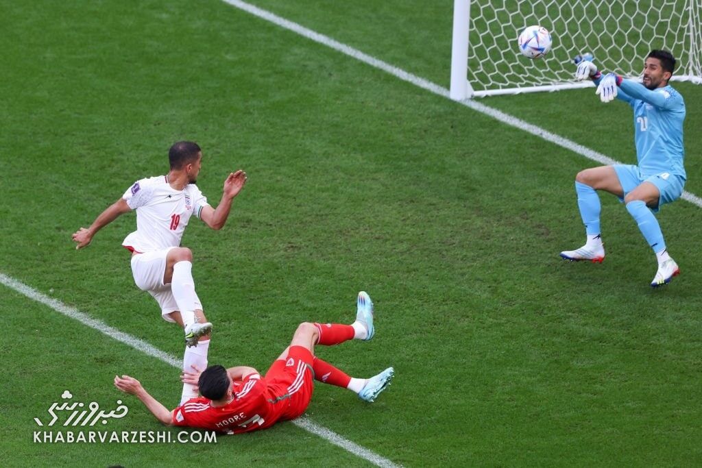 تصاویر| فرم به فرم از سیو حیاتی حسینی مقابل مهاجمی از لیگ جزیره