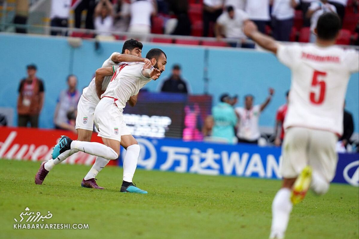 خاطره بازی فیفا از شلیک فرمانده استقلالی به قلب اژدهای قرمز/ روزی که ولز با همه ستارههایش مقابل ایران زانو زد +ویدیو خاطره بازی فیفا از شلیک فرمانده استقلالی به قلب اژدهای قرمز/ روزی که ولز با همه ستارههایش مقابل ایران زانو زد +ویدیو