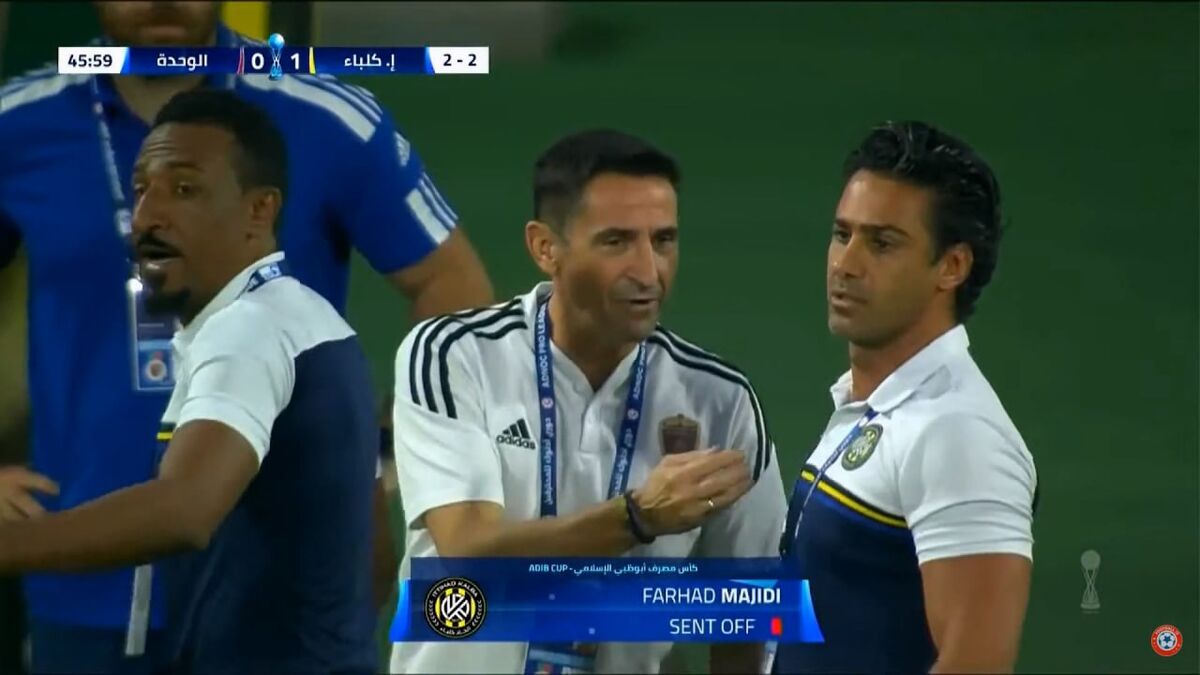 تصاویر | اولین اخراج مجیدی در شب تلخ کلبا/ جنجال فرهاد در کنار زمین و کارت قرمز داور