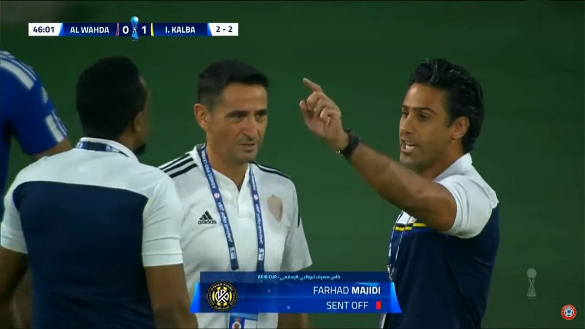 تصاویر | اولین اخراج مجیدی در شب تلخ کلبا/ جنجال فرهاد در کنار زمین و کارت قرمز داور