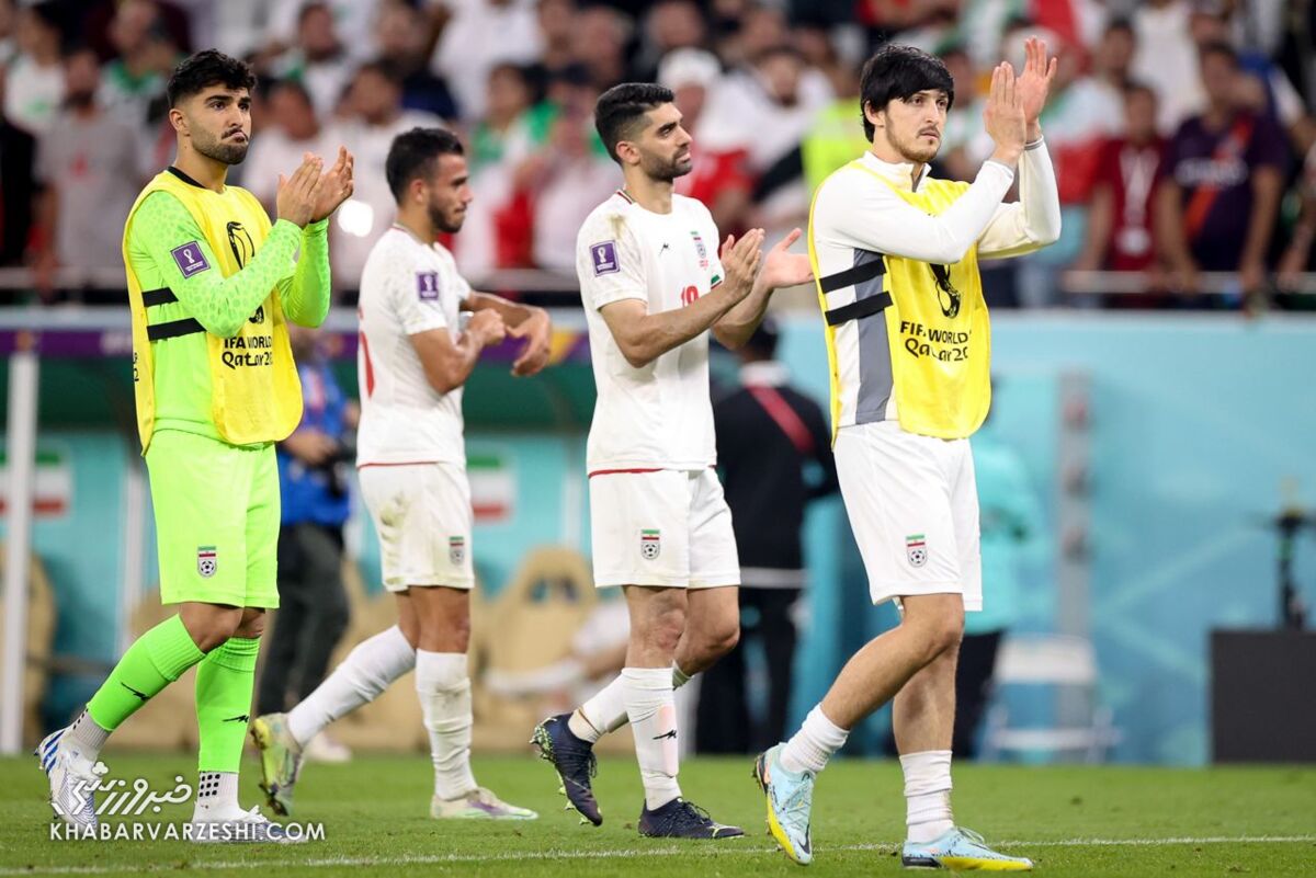 تصاویر| علی کریمی در اروپا سخنران شد/ پیام جالب فوتبالیست ایرانی به دانشآموزان تصاویر| علی کریمی در اروپا سخنران شد/ پیام جالب فوتبالیست ایرانی به دانشآموزان